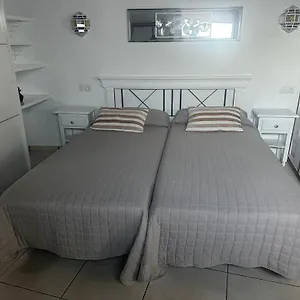 apartamento-ls-chinijs.puertodelcarmen-hotels.org/